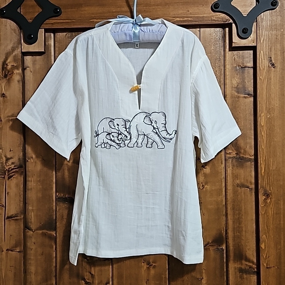 Traditional Thai White Embroidered Elephants Child's Coverup Top Est Size Med